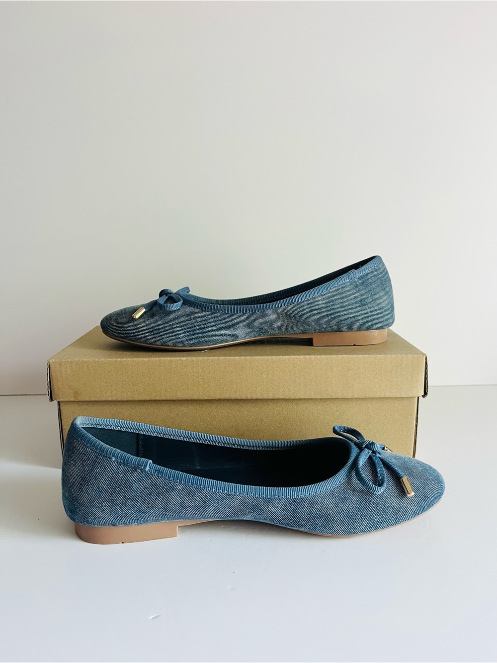 Steve Madden Derik Denim Ballet Flats Bow Detail Size 39 Blue - Picture 5 of 9